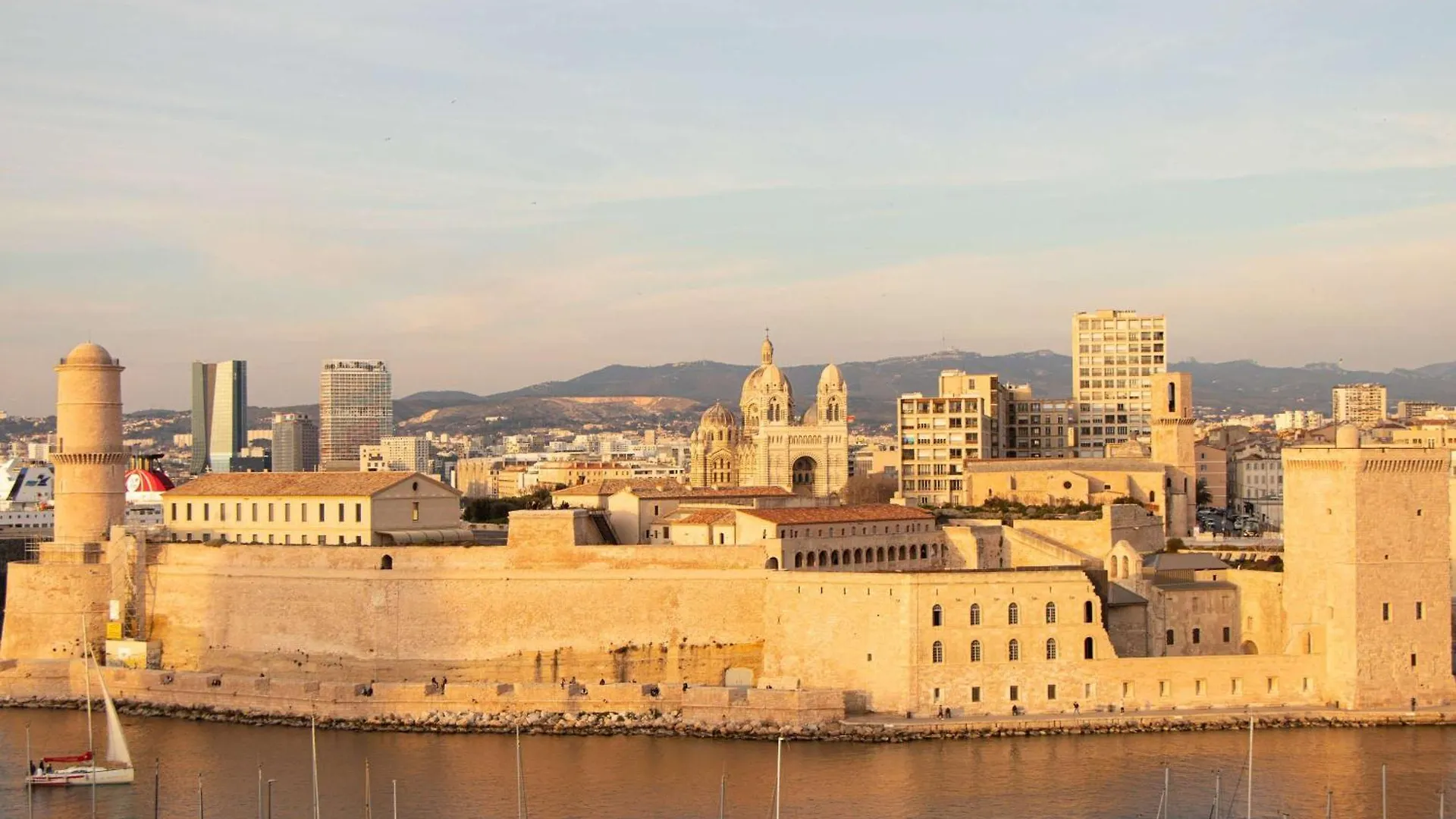 Sofitel Marseille Vieux-Port Hotel 5*,  France