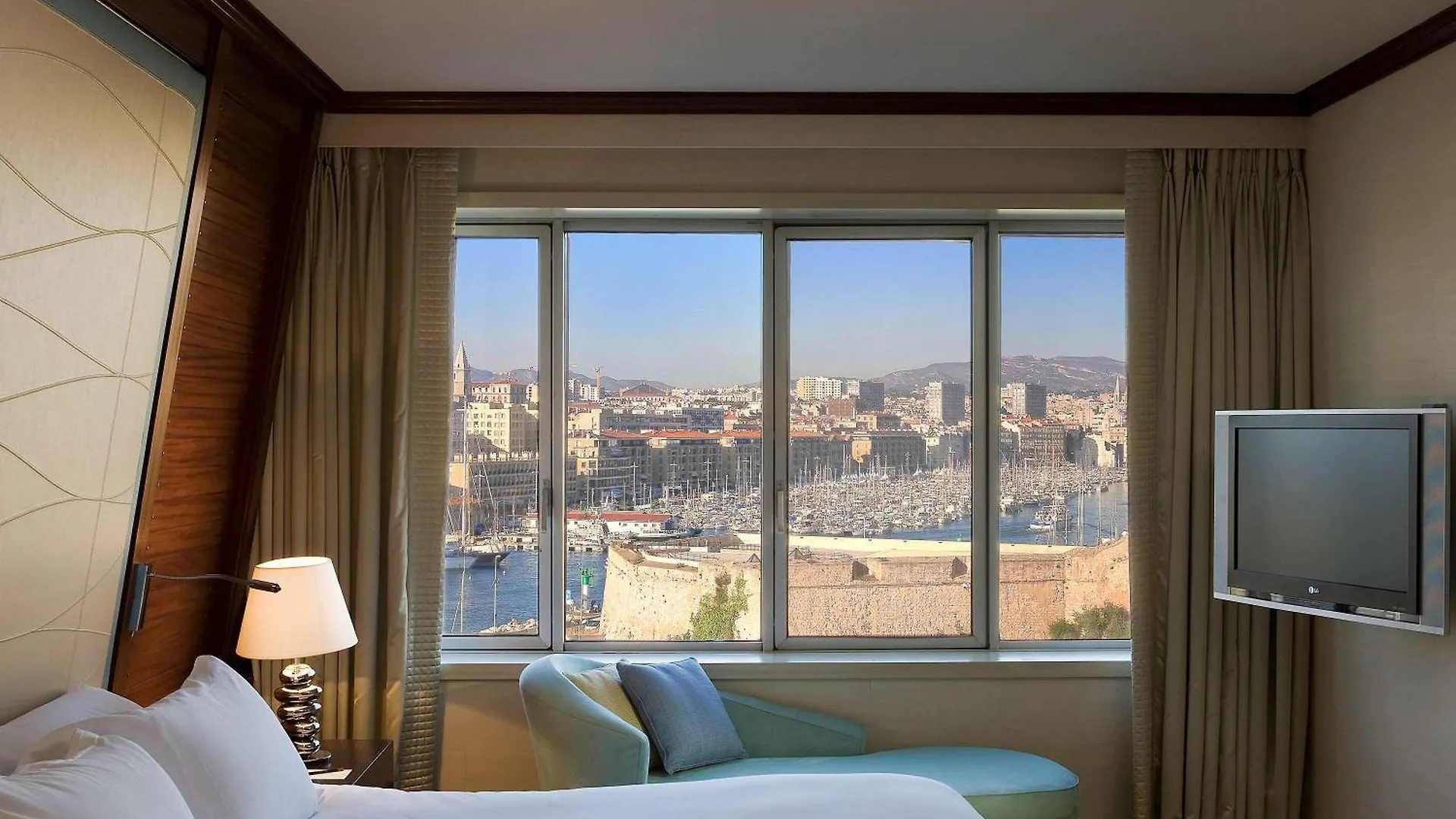 *****  מלון Sofitel Marseille Vieux-Port צרפת